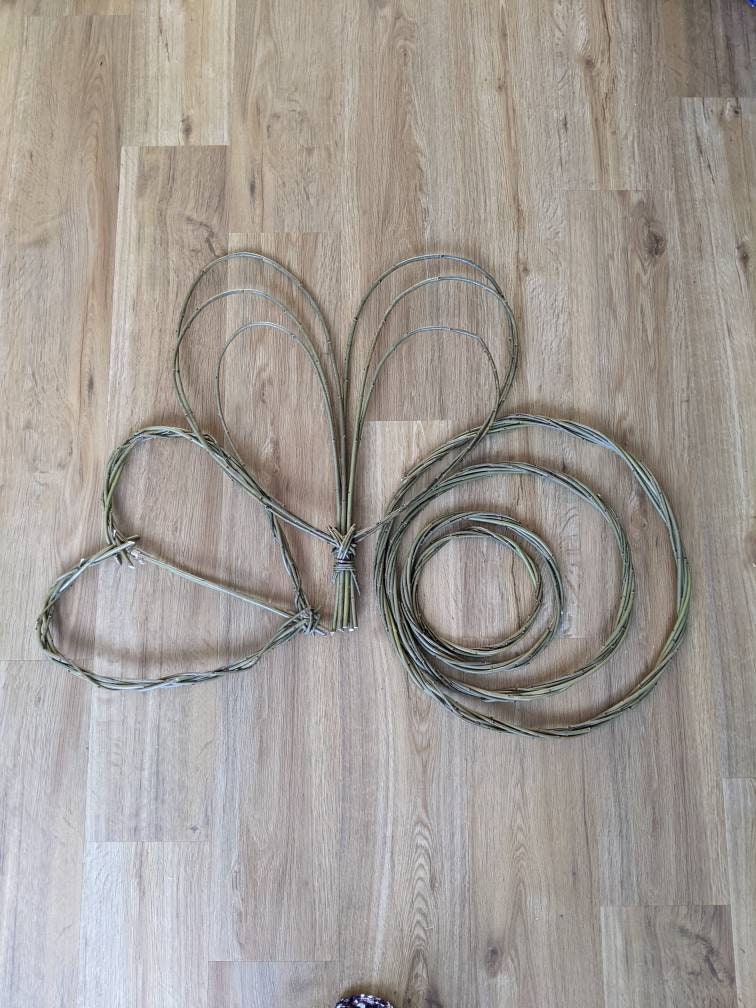 Thin willow wreath base. Simple plain willow hoop in various sizes. Natural wicker wreath. Ready made for faster dispatch