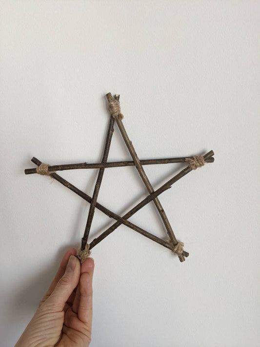 Small willow star. Rustic twig star. 5 pointed star, pentagram.