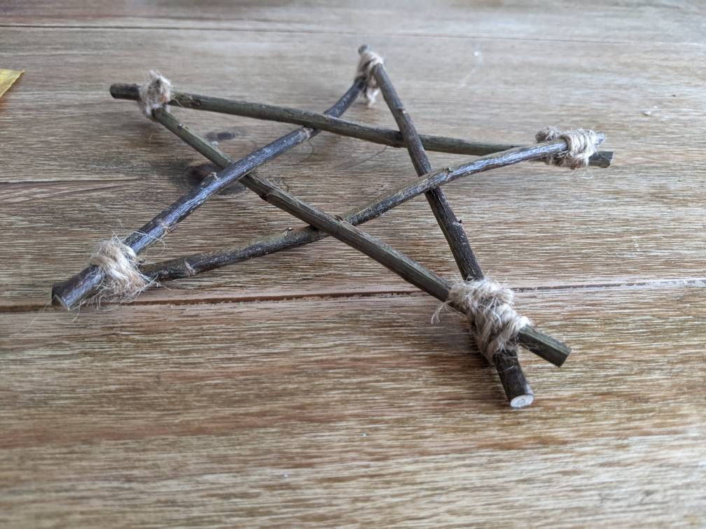 Small willow star. Rustic twig star. 5 pointed star, pentagram.