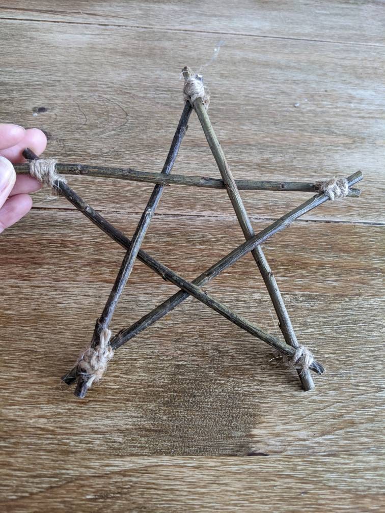 Small willow star. Rustic twig star. 5 pointed star, pentagram.