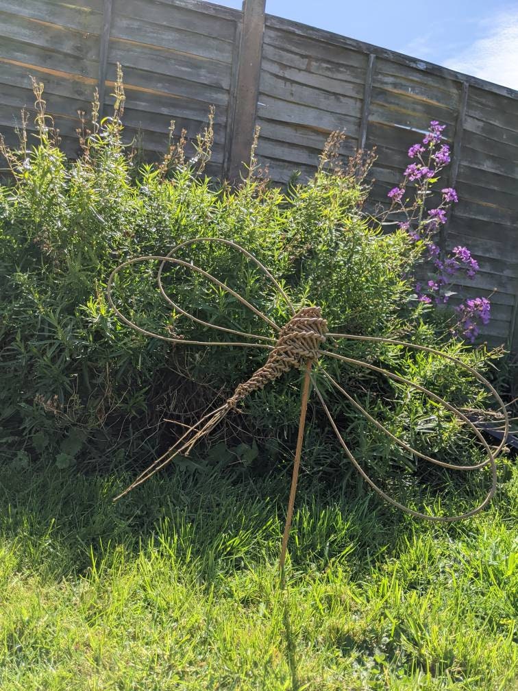 Willow Dragonfly, garden decoration, eco friendly garden decor