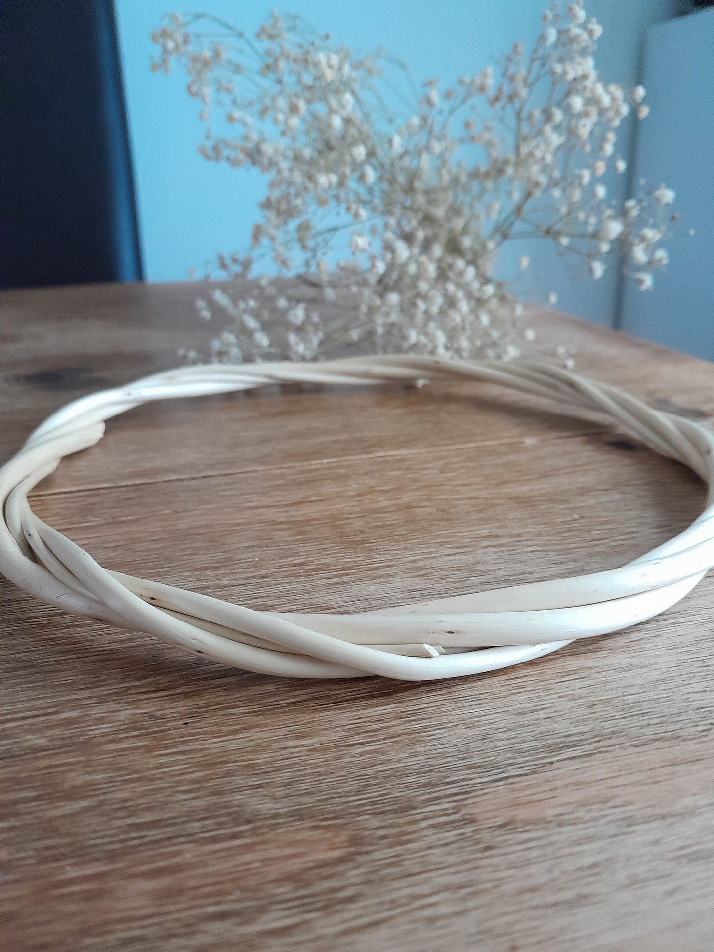 Thin willow hoop, natural white willow. Plain wreath base for DIY wedding, door or flower girl hoops. 10cm 15cm 20cm 30cm 40cm diameter