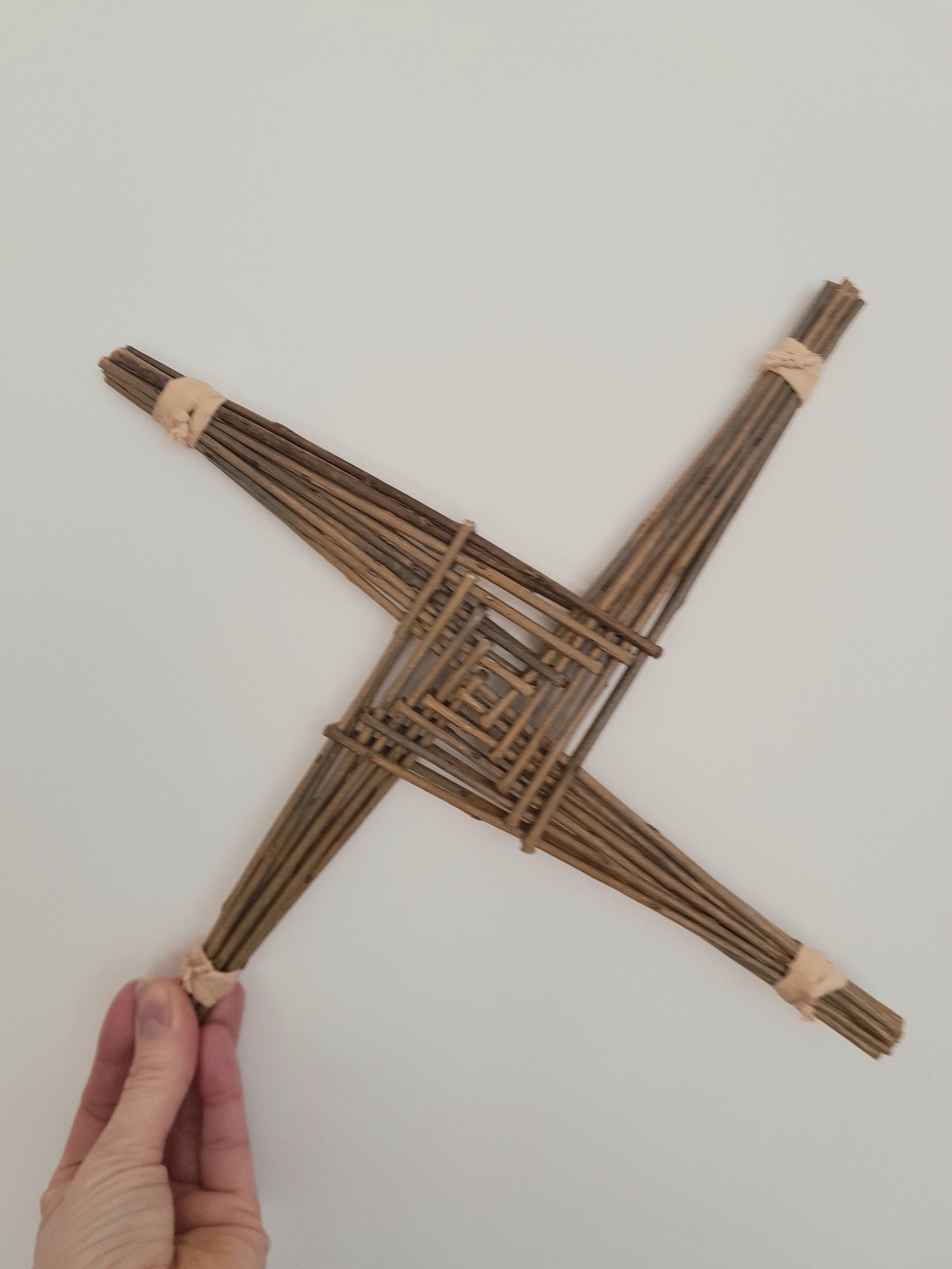 Willow St Brigid cross