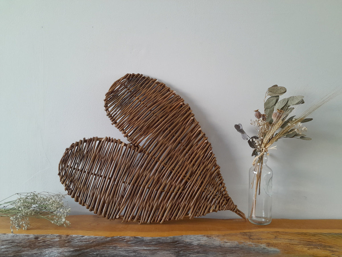 Large willow heart. Natural brown willow wall hanging. Rustic woven heart 40cm