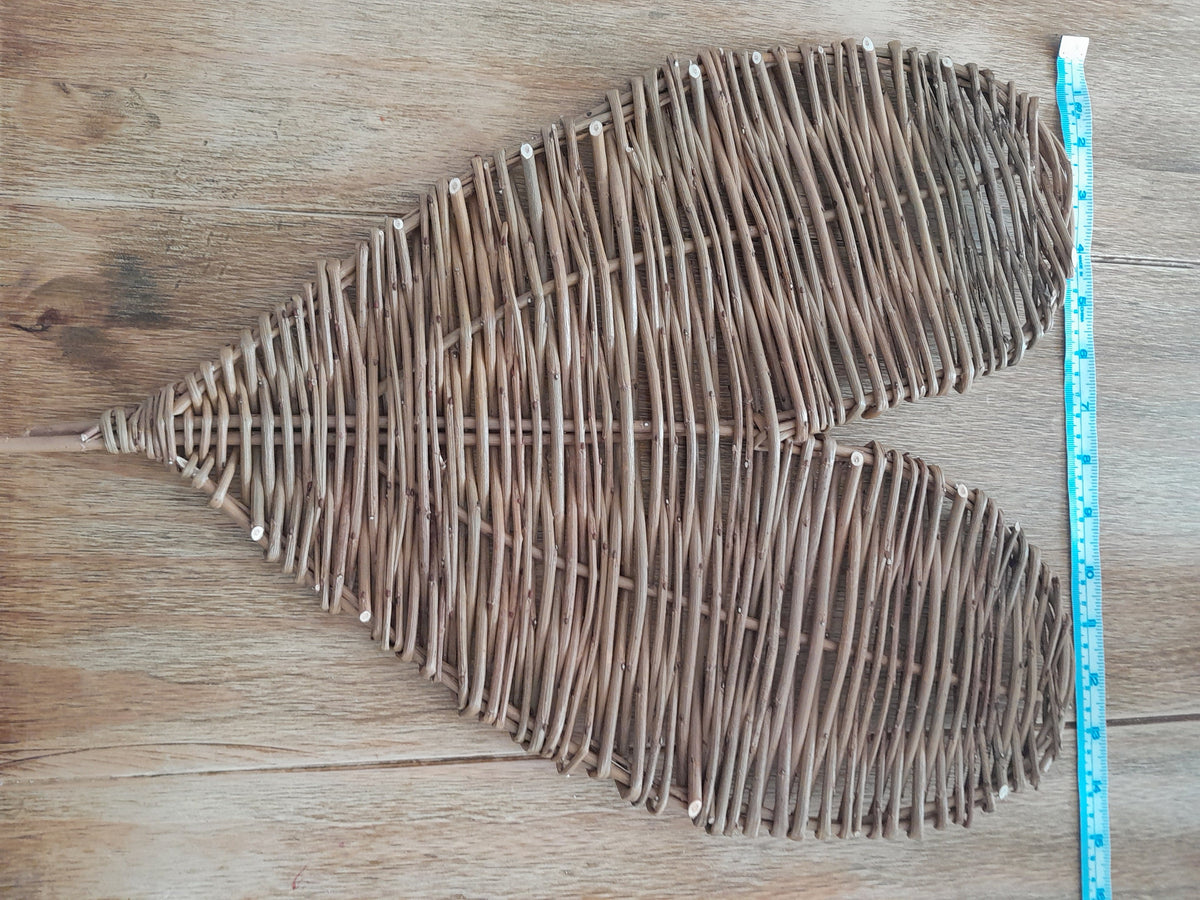 Large willow heart. Natural brown willow wall hanging. Rustic woven heart 40cm