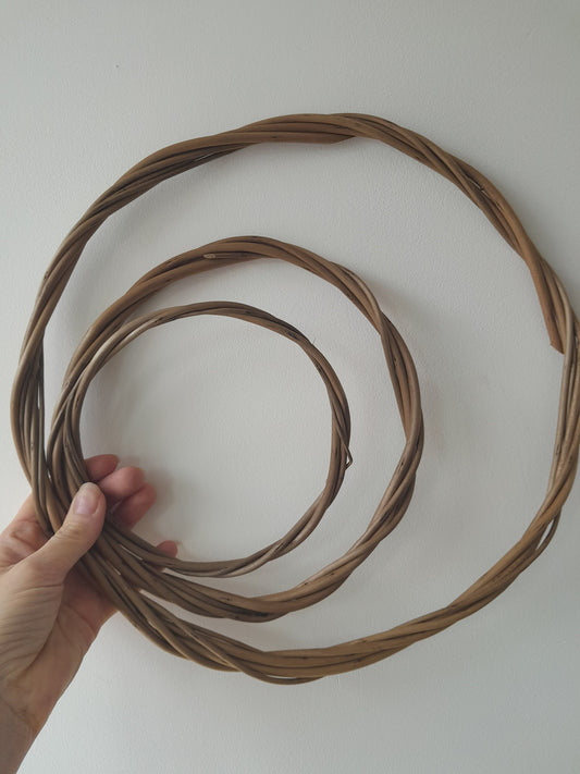 Thin Willow Hoop, Natural Buff Noir Willow, Plain Wreath for Craft, DIY Wedding Décor, Door Wreath, Flower Girl Hoops. 15, 20, 30 or 40cm
