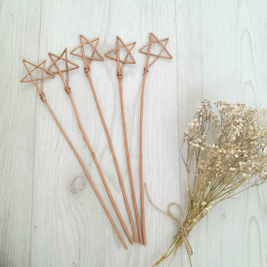 Small willow star wands for craft set of 5, for bouquet, flower arrangement, gift topper, place setting, eco-friendly letterbox gift for Mum