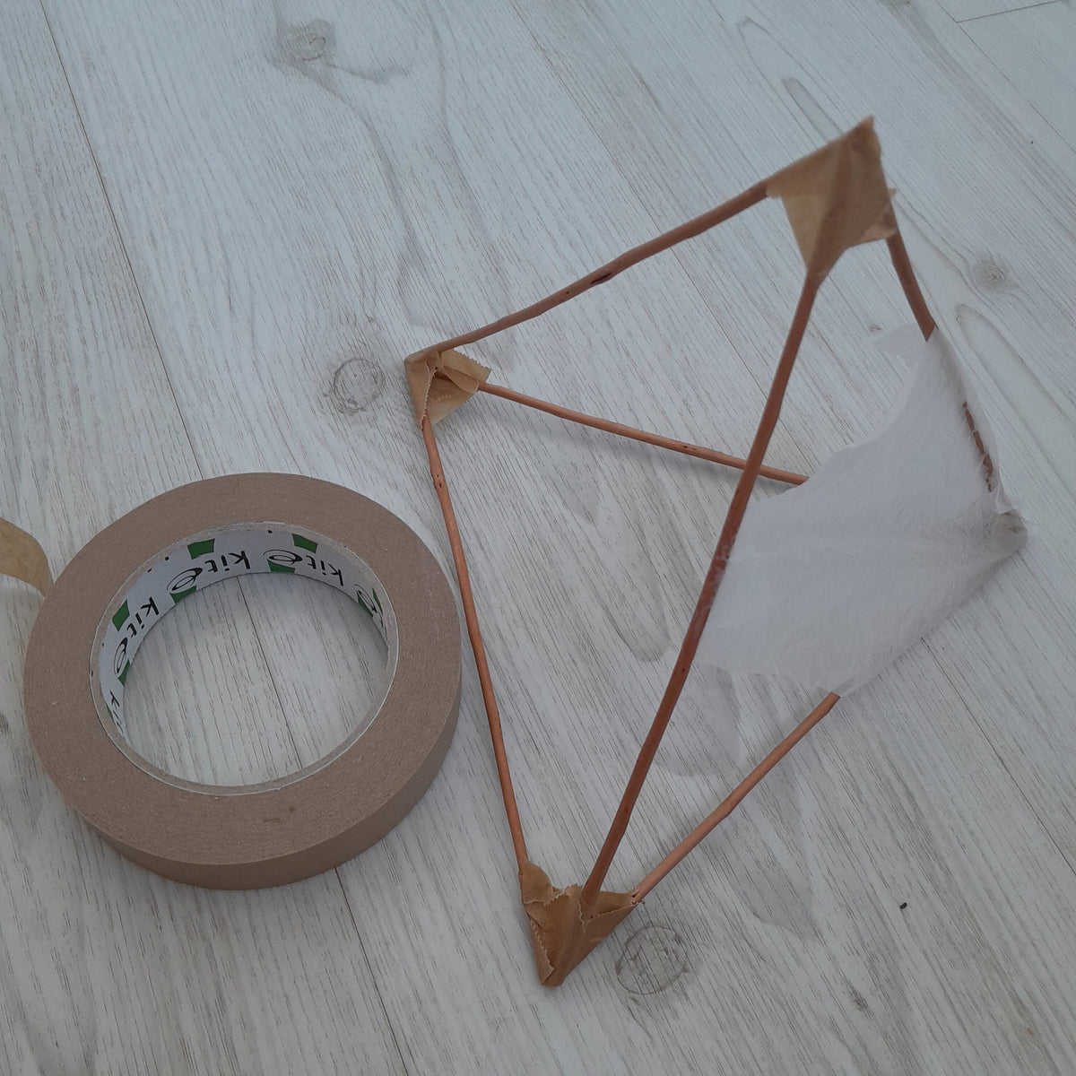 Brown Kraft Paper Tape: Eco-Friendly Art, Crafts, and Gift Wrapping (25mm Wide, 50m Roll)