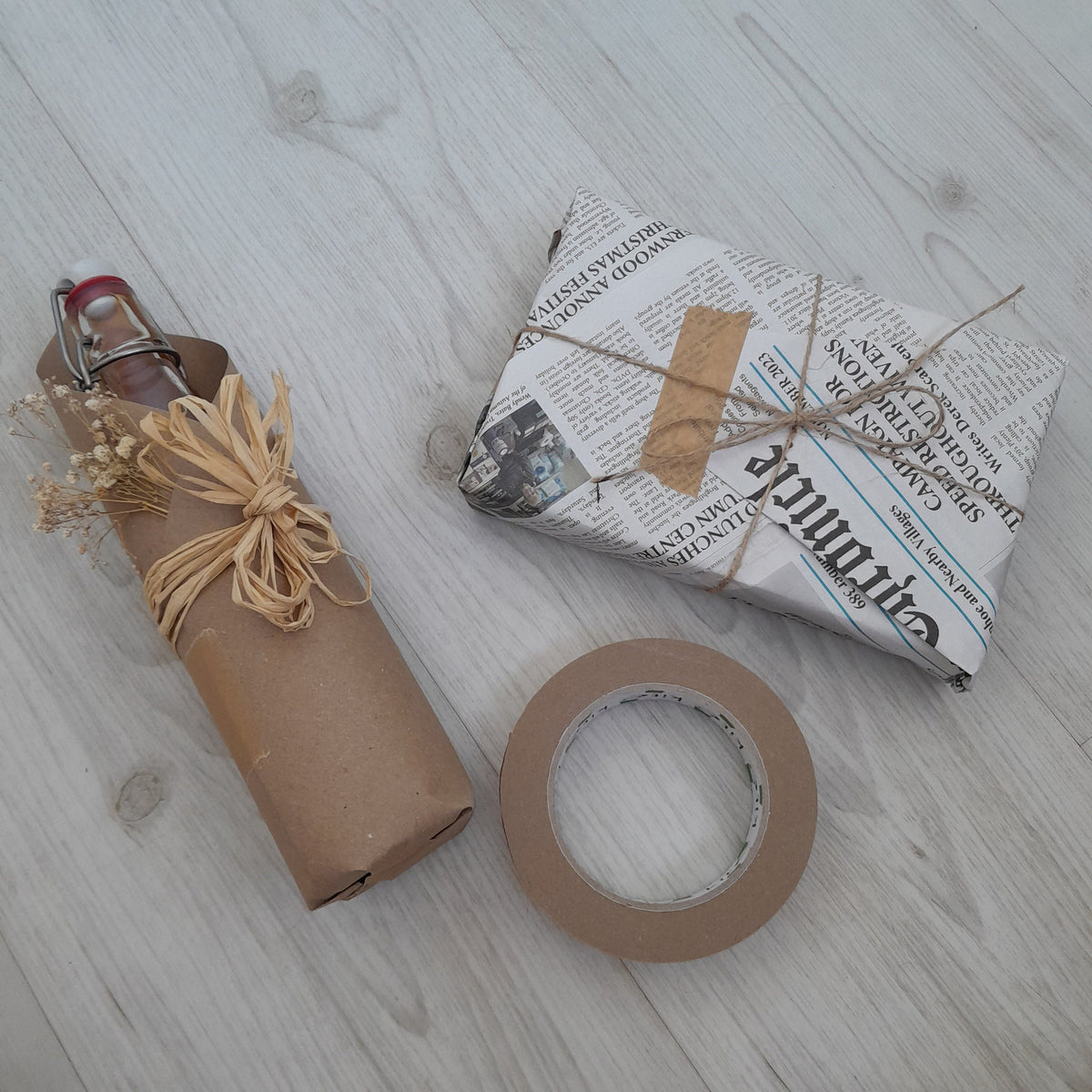 Brown Kraft Paper Tape: Eco-Friendly Art, Crafts, and Gift Wrapping (25mm Wide, 50m Roll)